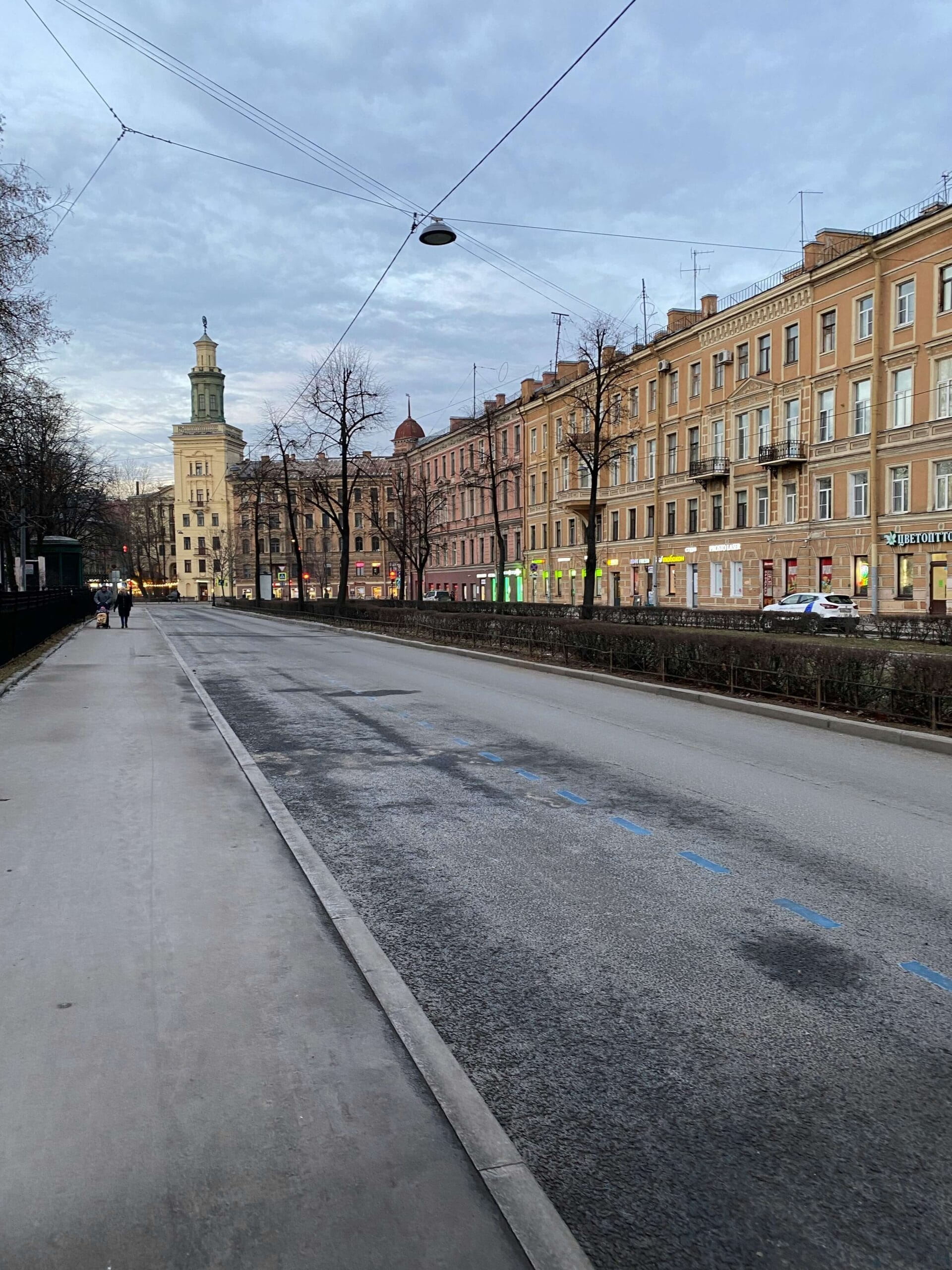 KOK Floating Sauna community experience with group relaxation on fjord waters